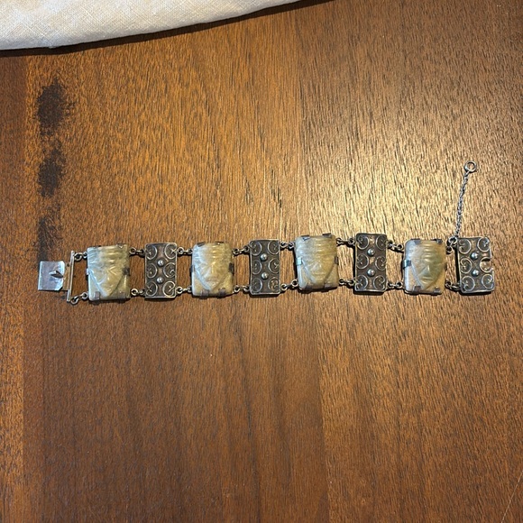 Vintage 1960s or 1970s Mexican silver and green jade colored bracelet